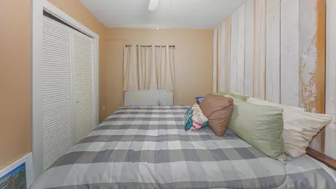 Bedroom - 3166 E Highway 98, Carrabelle, FL 32322 photo 4 of 4