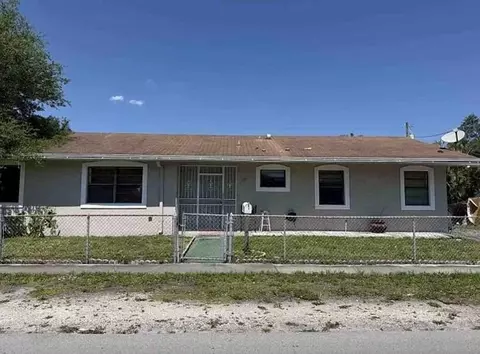 1301 NE 151st St, North Miami Beach, FL 33162