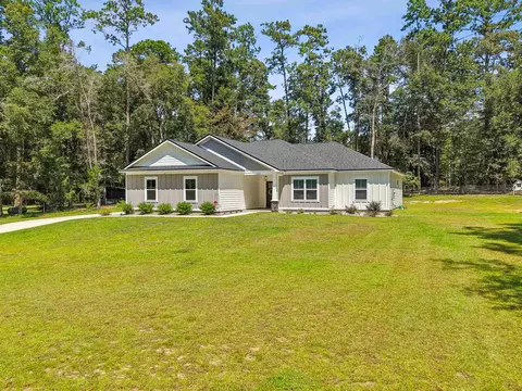1600 Beaver Creek Dr, Havana, FL 32333