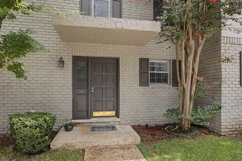 1625 Centerville Rd #10, Tallahassee, FL 32308