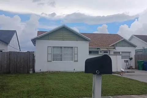 3225 NW 204th Ter, Miami Gardens, FL 33056