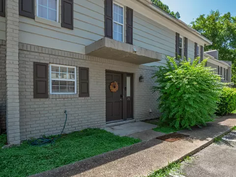 1625 Centerville Rd #25, Tallahassee, FL 32308
