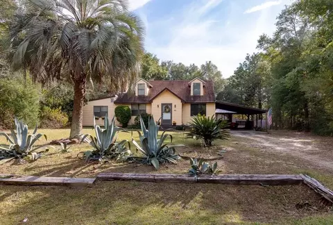 131 Silk Oak Dr, Defuniak Springs, FL 32433