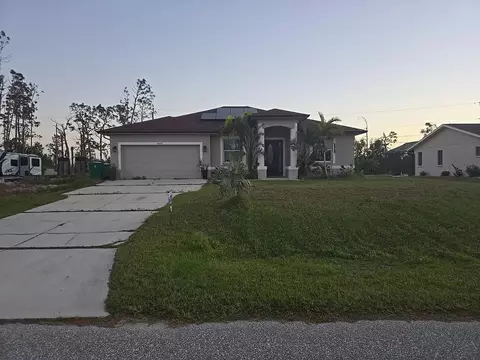 9057 Avalon Ave, Englewood, FL 34224