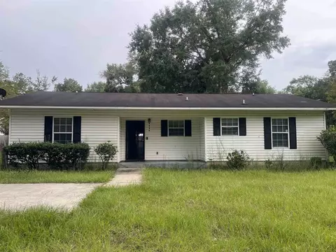 2705 Roberts Ave, Tallahassee, FL 32310