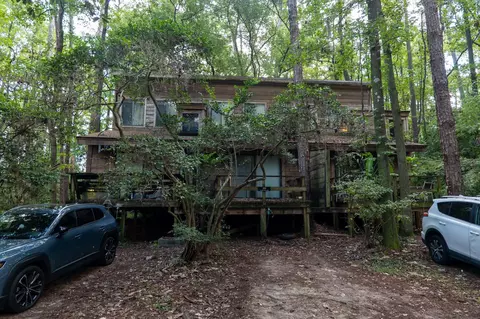 311 Vantage Point Lane Apt 37 38 39 Ln #37, 38, 39, Tallahassee, FL 32301