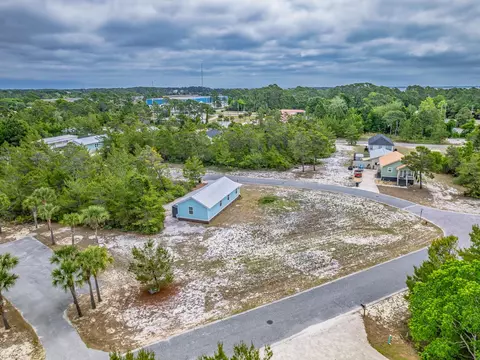 View/Area - 1605 Sandpiper Dr, Carrabelle, FL 32322 photo 3 of 7