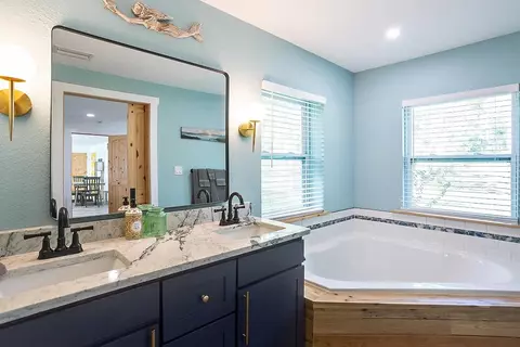 Bath - 216 Levy Bay Rd, Panacea, FL 32346 photo 1 of 7