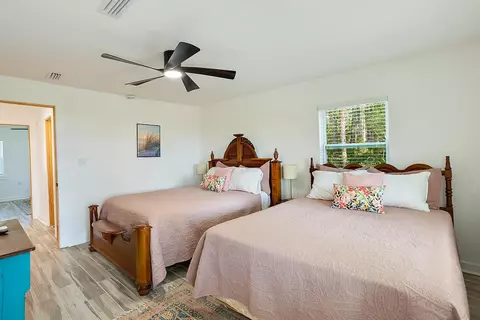 Bedroom - 216 Levy Bay Rd, Panacea, FL 32346 photo 7 of 11