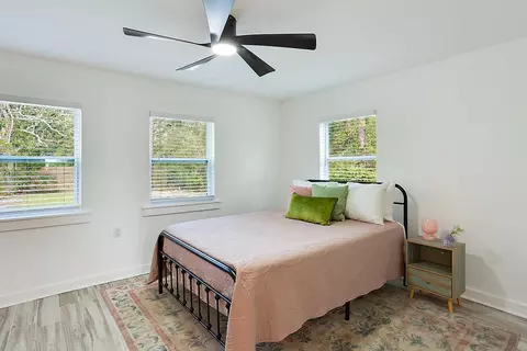 Bedroom - 216 Levy Bay Rd, Panacea, FL 32346 photo 4 of 11