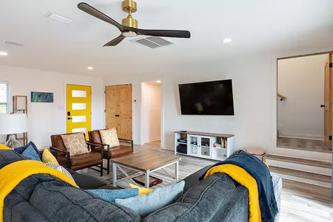 Living - 216 Levy Bay Rd, Panacea, FL 32346 photo 5 of 5