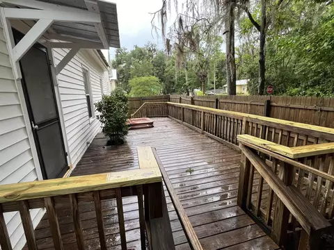 Exterior - 520 E High St, Monticello, FL 32344 photo 7 of 9