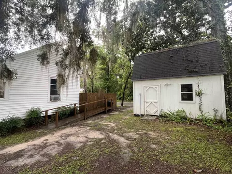 Exterior - 520 E High St, Monticello, FL 32344 photo 8 of 9
