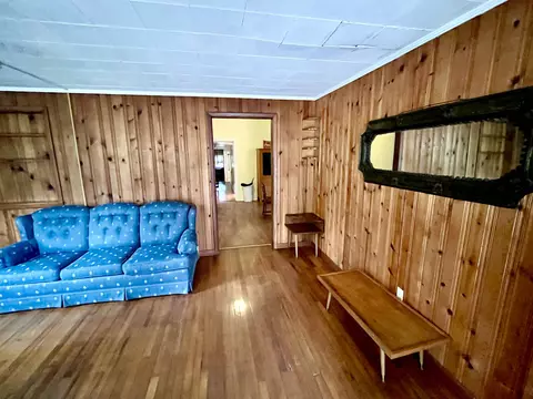 Living - 520 E High St, Monticello, FL 32344 photo 1 of 3