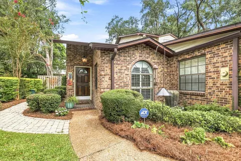 1400 Denholm Dr, Tallahassee, FL 32308