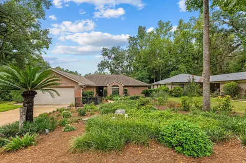 341 Hunters Xing, Tallahassee, FL 32312