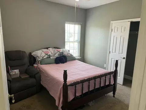 Bedroom - 139 Eugene Lamb Rd, Midway, FL 32343 photo 4 of 4