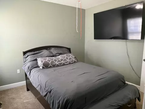 Bedroom - 139 Eugene Lamb Rd, Midway, FL 32343 photo 3 of 4