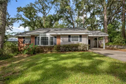 2222 Pontiac Dr, Tallahassee, FL 32301