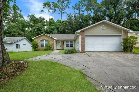 2214 Amelia Cir, Tallahassee, FL 32304
