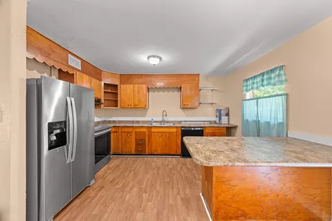 Kitchen - 106 Stephens St, Perry, FL 32347 photo 3 of 3