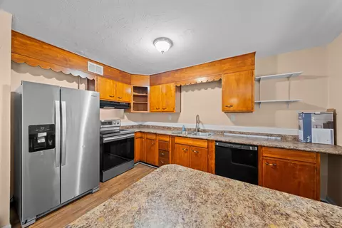 Kitchen - 106 Stephens St, Perry, FL 32347 photo 1 of 3