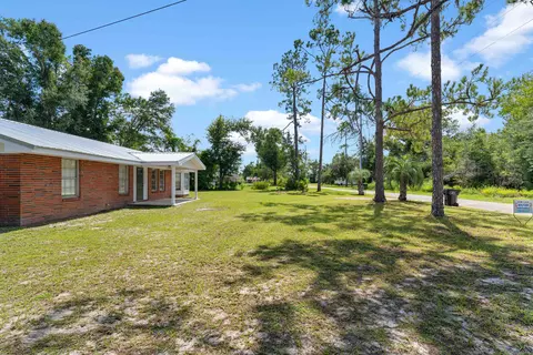 Exterior - 106 Stephens St, Perry, FL 32347 photo 8 of 8