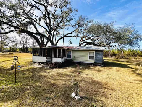 Exterior - 1991 Cairo Parker Rd, Perry, FL 32347 photo 4 of 13