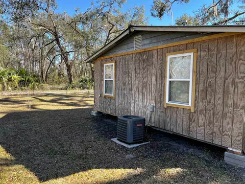 Exterior - 1991 Cairo Parker Rd, Perry, FL 32347 photo 7 of 13