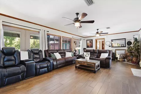 Living - 803 Puckett Rd, Perry, FL 32348 photo 2 of 3