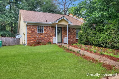 2028 Canewood Ct, Tallahassee, FL 32303