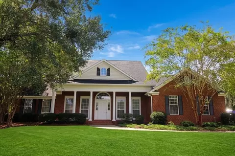 2281 Cobb Dr, Tallahassee, FL 32312