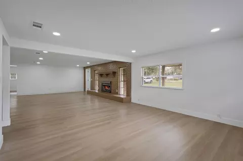 Living - 1850 Dice Rd, Perry, FL 32348 photo 7 of 9