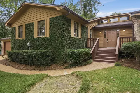 2514 Betton Woods Dr, Tallahassee, FL 32308