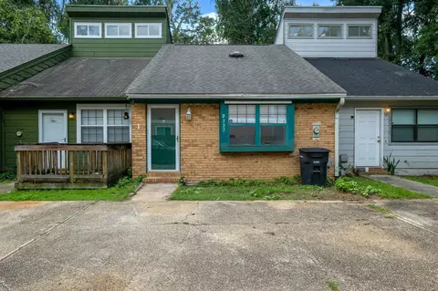 2325 Tina Dr, Tallahassee, FL 32301