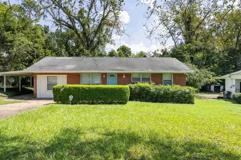 403 Berkshire Dr, Tallahassee, FL 32304