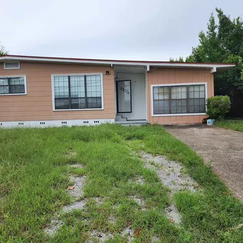 2320 Lisenby Ave, Panama City, FL 32405