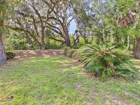 Exterior - 117 Davis Dr, Perry, FL 32348 photo 9 of 10