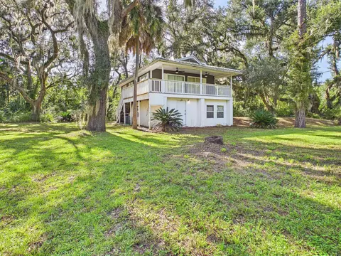 Exterior - 117 Davis Dr, Perry, FL 32348 photo 4 of 10