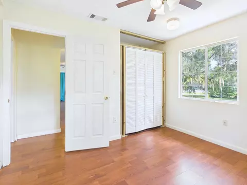 Bedroom - 117 Davis Dr, Perry, FL 32348 photo 4 of 5