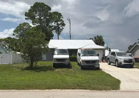 1745 SW 6th Ave, Other Florida, FL 32962