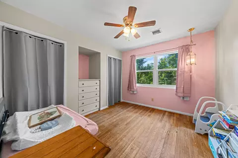 Bedroom - 107 Pine Tree Rd, Perry, FL 32348 photo 4 of 8
