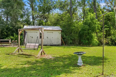 Exterior - 107 Pine Tree Rd, Perry, FL 32348 photo 18 of 19