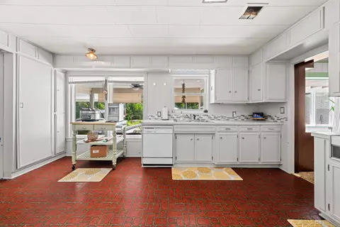 Kitchen - 107 Pine Tree Rd, Perry, FL 32348 photo 2 of 7