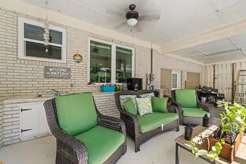 Exterior - 107 Pine Tree Rd, Perry, FL 32348 photo 12 of 19