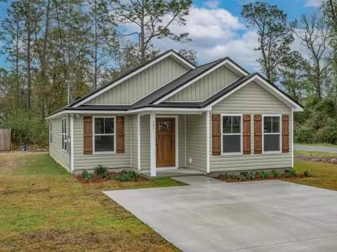 91 Quapaw St, Crawfordville, FL 32327