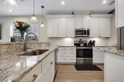 4517 Mary Owen Rd, Tallahassee, FL 32303