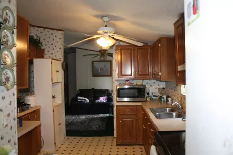 5642 Puddles Ln, Bascom, FL 32423 photo 8