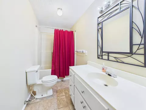 Bath - 3595 Azalea Dr, Perry, FL 32348 photo 6 of 7