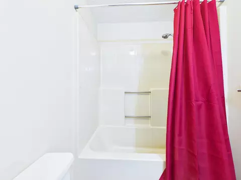 Bath - 3595 Azalea Dr, Perry, FL 32348 photo 7 of 7